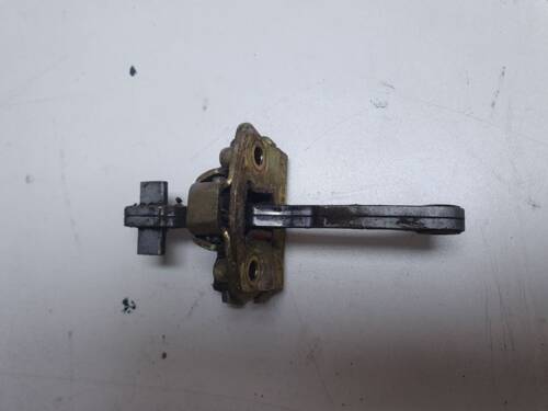 Ограничитель, фиксатор передней двери 1C0837249A VAG Фольксваген-3