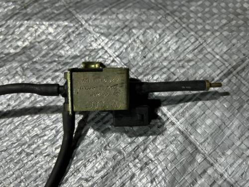 Клапан регулирования давления наддува VW T5 028906283 VAG Volkswagen T5