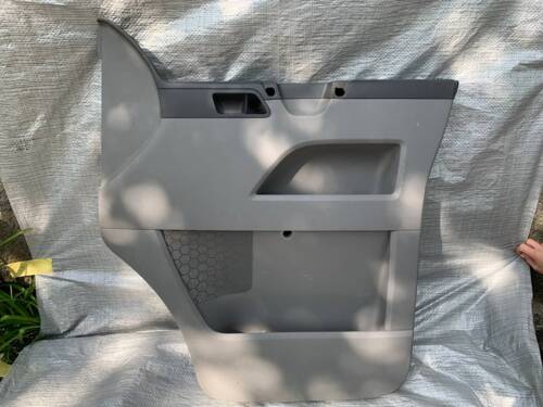 Карта передней правой дверки VW T5 7H0867104 VAG Volkswagen Т5
