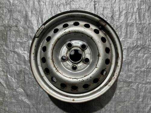 Диск колесный R15 6J15(круглые отверстия) VW T4 7D0601027A VAG Volkswagen T4