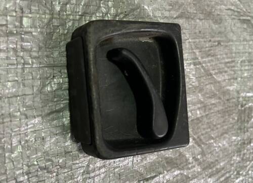 Ручка Внутренняя задняя левая дверь VW T4 7D0827185 721827185 VAG VOLKSWAGEN T4