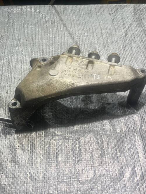 Кронштейн крепления опоры двигателя правый VW T5 038199207AK VAG Volkswagen Т5