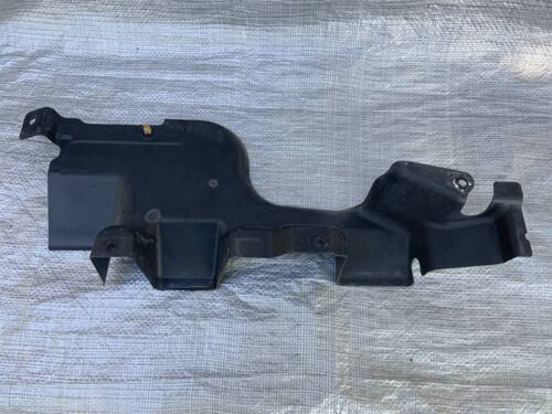 Защита днища кузова задний левый VW T5 7H0825211 VAG Volkswagen T5