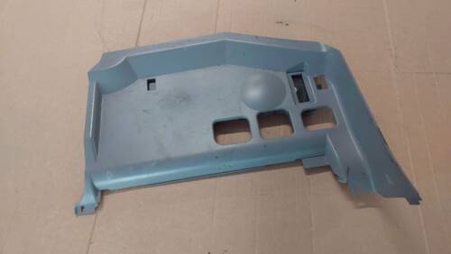 Накладка торпедо нижня 3' E90 LCI  2.0 дизель N47 2005-2013 седан 51457059287 БМВ, BMW