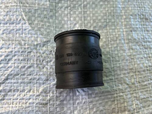 Патрубок интеркулера T4 1.9TDI 1992-2004 028129627N VAG Фольксваген Т4