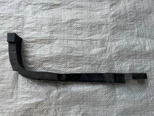 Кронштейн заднего бампера левый VW T4 7D0807393 VAG Volkswagen T4