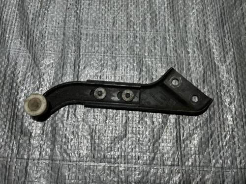 Ролик верхний правый сдвижка VW T5 7H0843436B VAG Volkswagen Т5