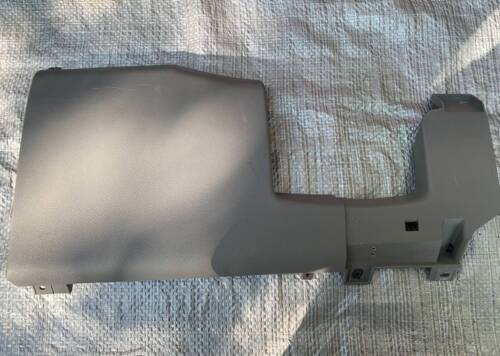 Крышка передней консоли, накладка торпеды нижняя левая VW T5 7H1858903 VAG Volkswagen Т5