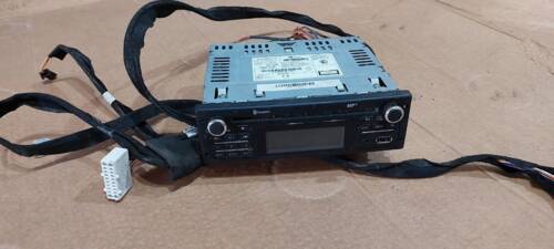 Магнитола с проводкой mp3 radio bluetooth usb 281156951R Рено