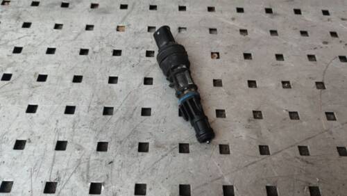 Датчик скорости КПП, коробки передач K9K 1.5DCI 7700418919 Рено Кенго