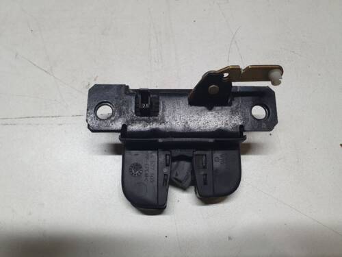 Замок кришки багажнику, ляди VW 7L6827505 VAG Фольксваген Таурег-1