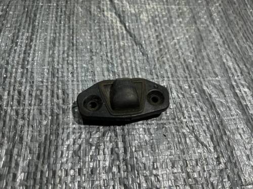 Направляющая, фиксатор задней крышки VW T5 7H0829721B VAG Volkswagen Т5-1