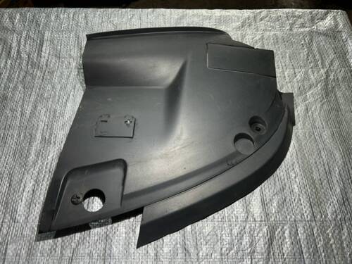 Накладка двигателя декоративная левая VW T5 7H0119517B VAG Volkswagen T5