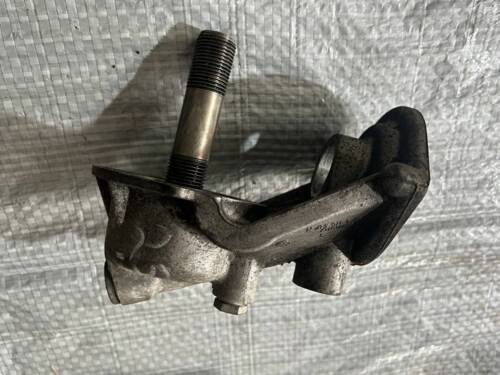 Кронштейн крепления масляного фильтра 2.5 VW T4 074115417N VAG Фольксваген Т4