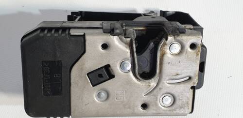 Замок передней, задней левой дверки электро 8200008469, 8200008260, 8200282303 Рено Трафик, Опель Виваро, Ниссан Примастар