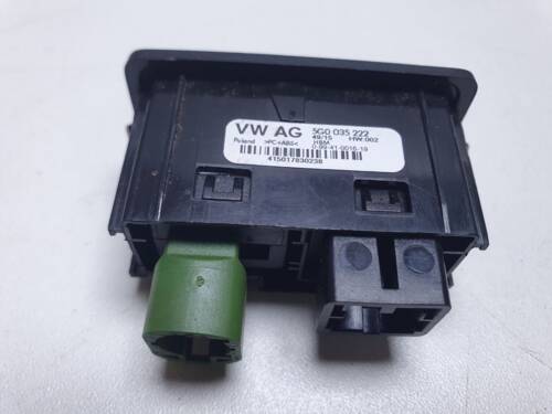 Гнездо, адаптер USB, AUX 5G0035222 VAG Фольксваген