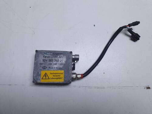 Блок керування світлом, блок розжигу ксенон 5DV00776021 Мерседес-3