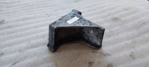 Кронштейн клапана ЭГР, EGR 2.5 DCI 2006+, 8200783776, 8200678969, 8200686637 Рено Трафик, Опель Виваро, Ниссан Примастар